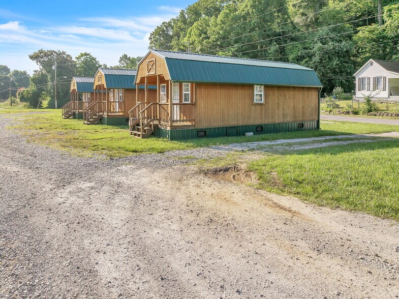 More Photos Of 349 Willow Ln, Rocky Top Specialty For Sale