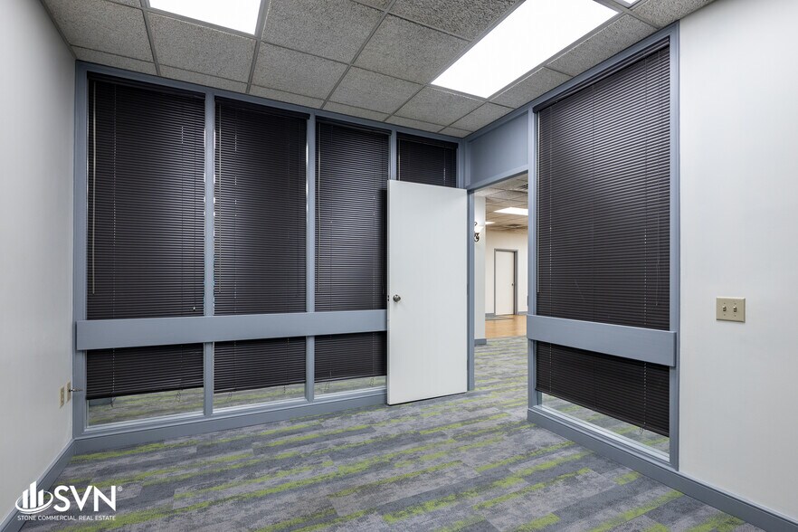 More Photos Of 100 Edwards Ave, Georgetown Office For Lease