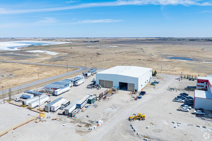 More Photos Of 233193 Range Road 283, Calgary Manufacturing For Lease