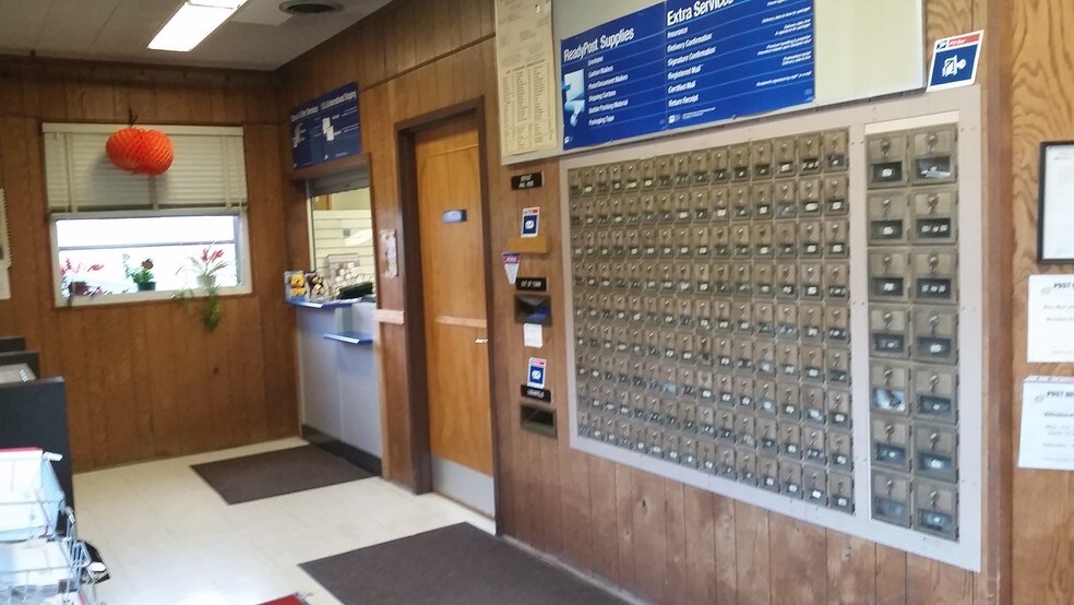 More Photos Of 107 W Ore St, Loganville Post Office For Sale