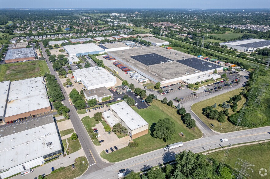 More Photos Of 250 S Gary Ave, Carol Stream Distribution For Sale