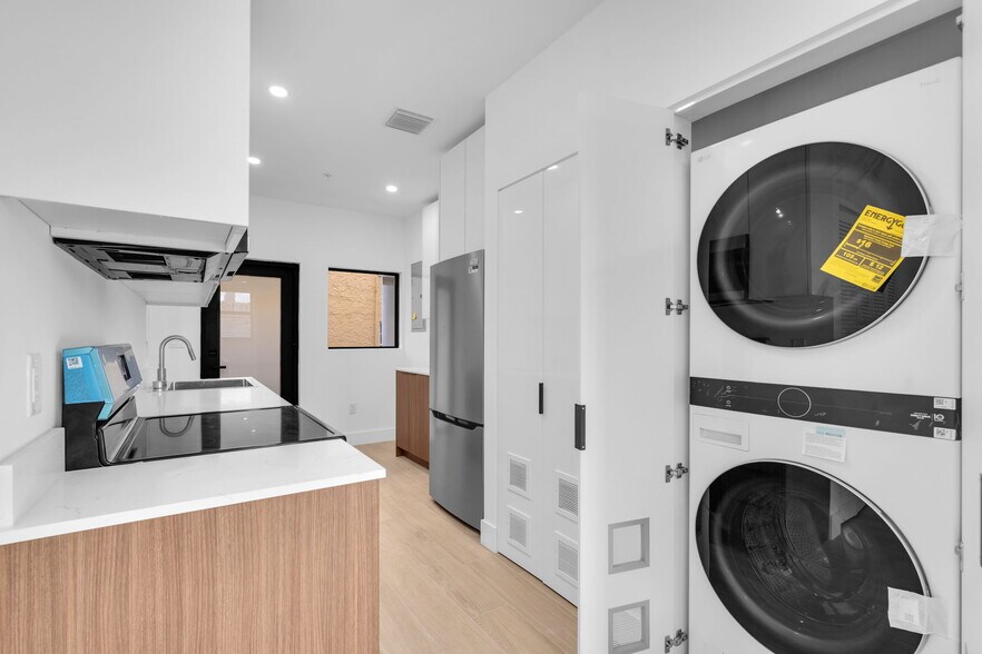 More Photos Of 1037 NW 2nd St, Miami Apartments For Sale