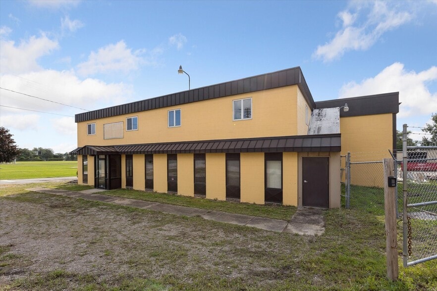 More Photos Of 211 Lee St, Saginaw Manufacturing For Sale