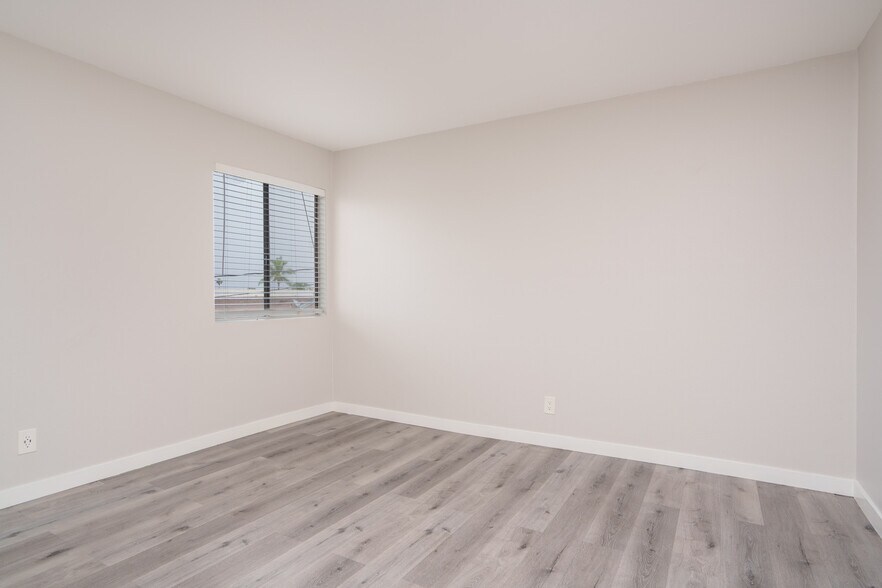More Photos Of 1225 W 166th St, Gardena Apartments For Sale