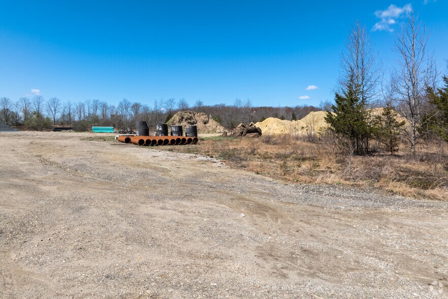 More Photos Of 470 Fairfield Rd, Freehold Land For Sale