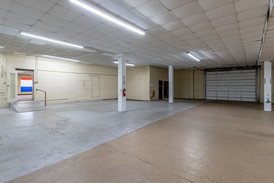 More Photos Of 845-845 N Florida Ave, Lakeland General Retail For Sale