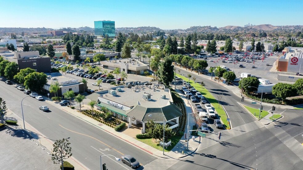 More Photos Of 2000 W Main St, Alhambra Restaurant For Lease