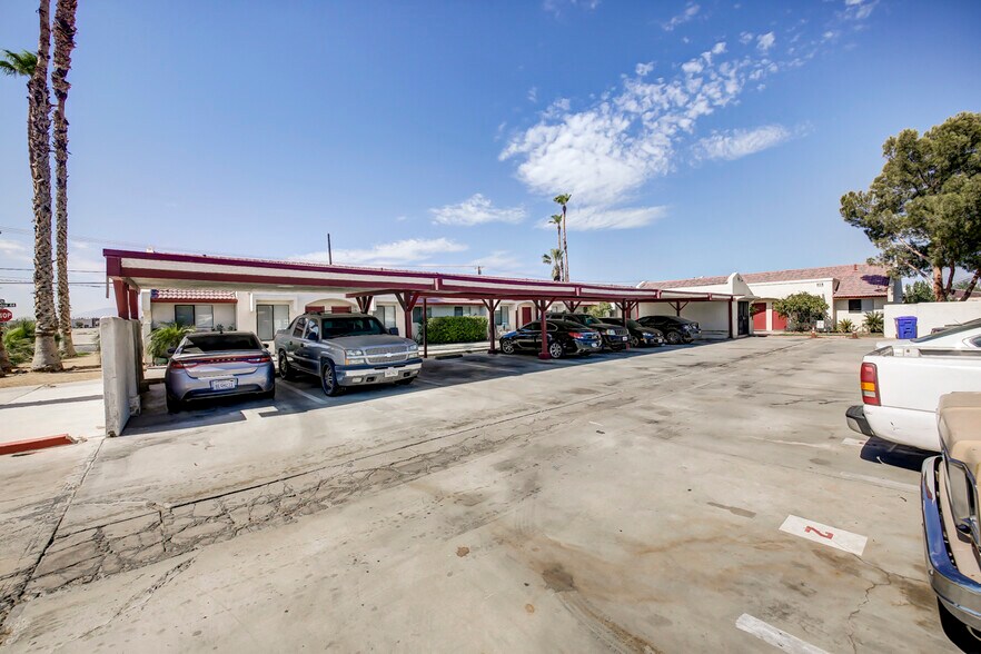 More Photos Of 43965 Towne St, Indio Apartments For Sale
