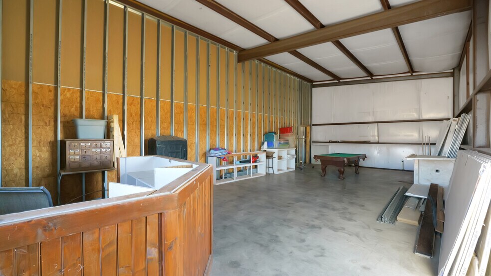 More Photos Of 5776 FM 933, Whitney Flex For Sale