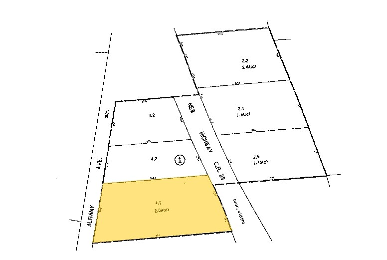 More Photos Of 599-601 Albany Ave, Amityville Warehouse For Lease