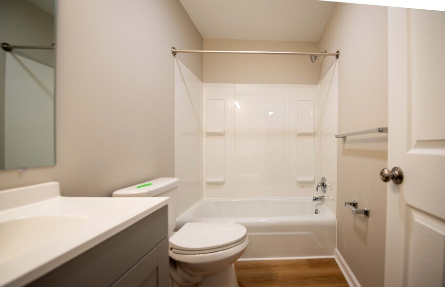More Photos Of 839 34th St NW, Canton Apartments For Sale