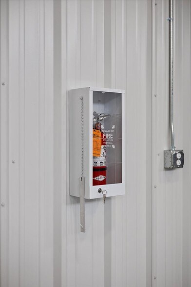 More Photos Of Mckinney Drive, Cheyenne Manufacturing For Lease