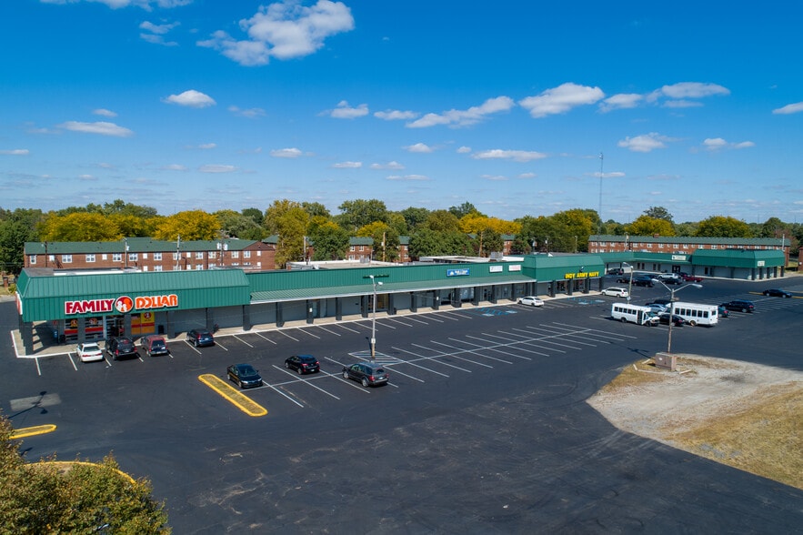 More Photos Of 6016-6034 E 21st St, Indianapolis Unknown For Lease