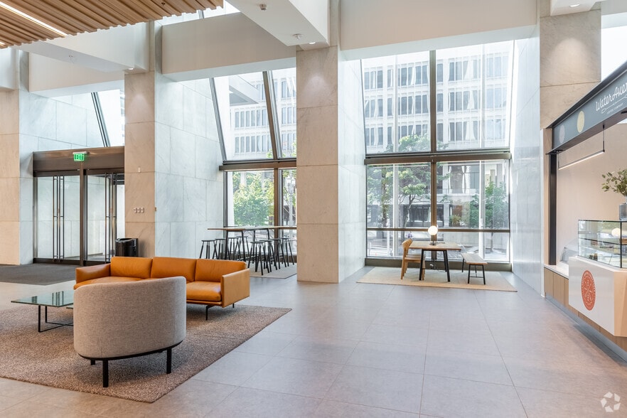 More Photos Of 1300 SW Fifth Ave, Portland Unknown For Lease