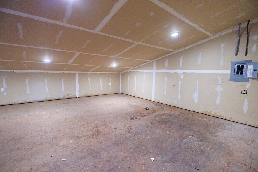 More Photos Of , Bloomington Unknown For Sale