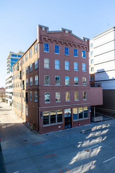 More Photos Of 214 S 8th St, Louisville Loft Creative Space For Lease