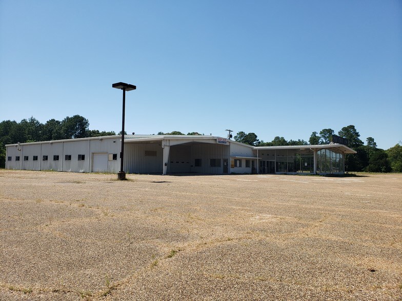 More Photos Of 1106 S Palestine St, Athens Auto Dealership For Lease