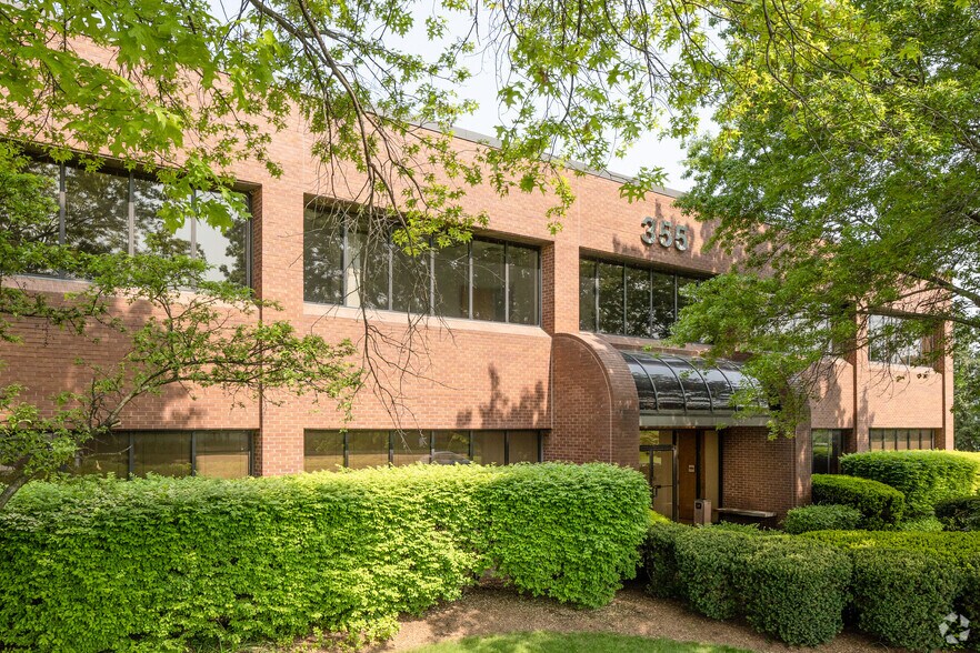 More Photos Of 355 Murray Hill Pky, East Rutherford Office For Lease