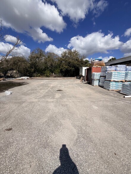 More Photos Of 2415 Whitfield Industrial Way, Sarasota Warehouse For Sale