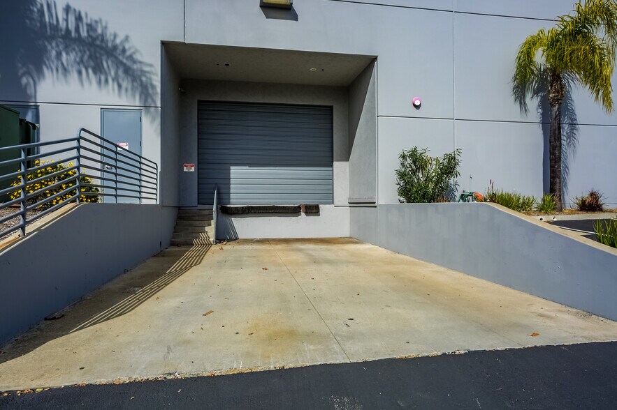 More Photos Of 2675 Vista Pacific Dr, Oceanside Warehouse For Lease