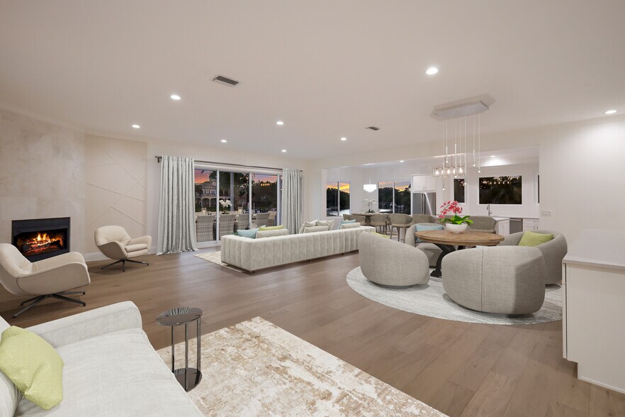 More Photos Of 1718 Bay St, Sarasota Specialty For Sale