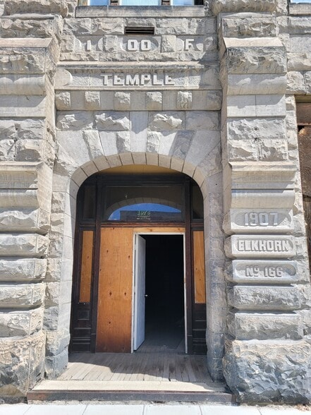 More Photos Of 1976 Valley St, Baker City Office Residential For Sale