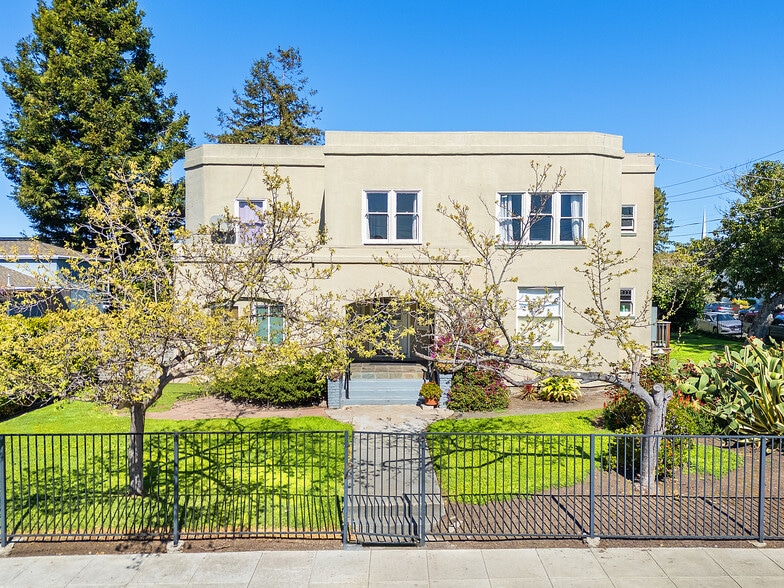 More Photos Of 1036 60th St, Emeryville Apartments For Sale