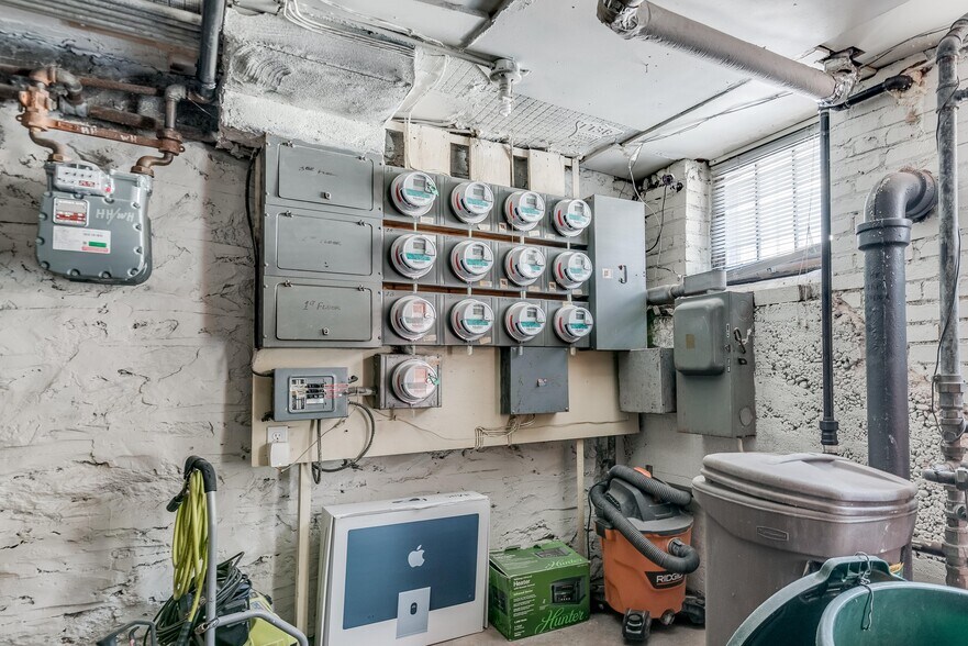 More Photos Of 4132 53rd St, Woodside Apartments For Sale