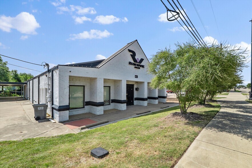 More Photos Of 5017 Colleyville Blvd, Colleyville Office For Sale