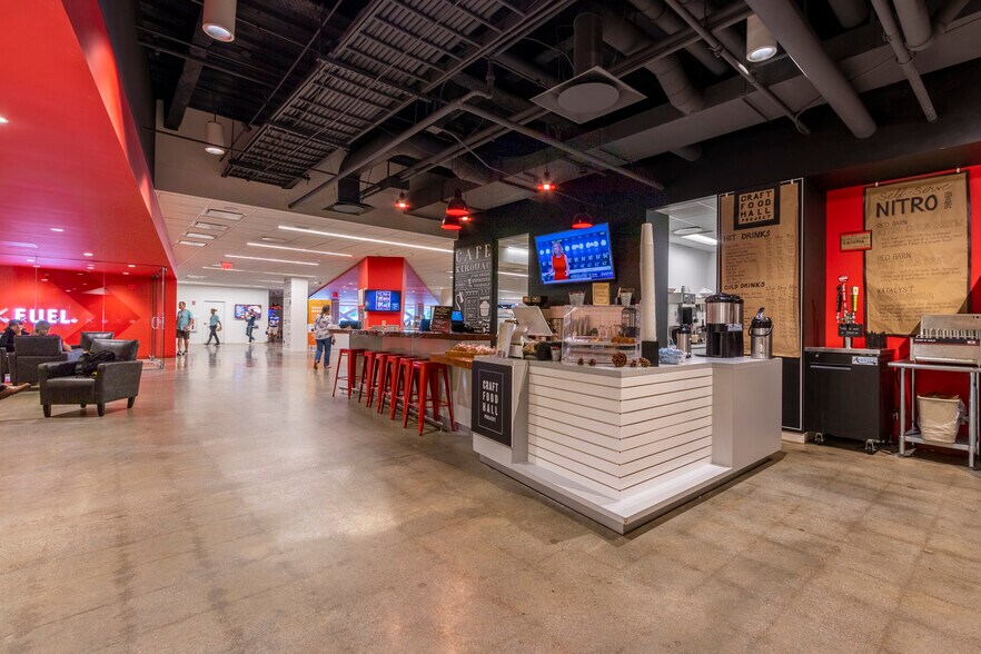 More Photos Of 900 Chelmsford St, Lowell Office For Lease