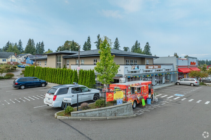 Primary Photo Of 6502 Evergreen Way, Everett General Retail For Lease