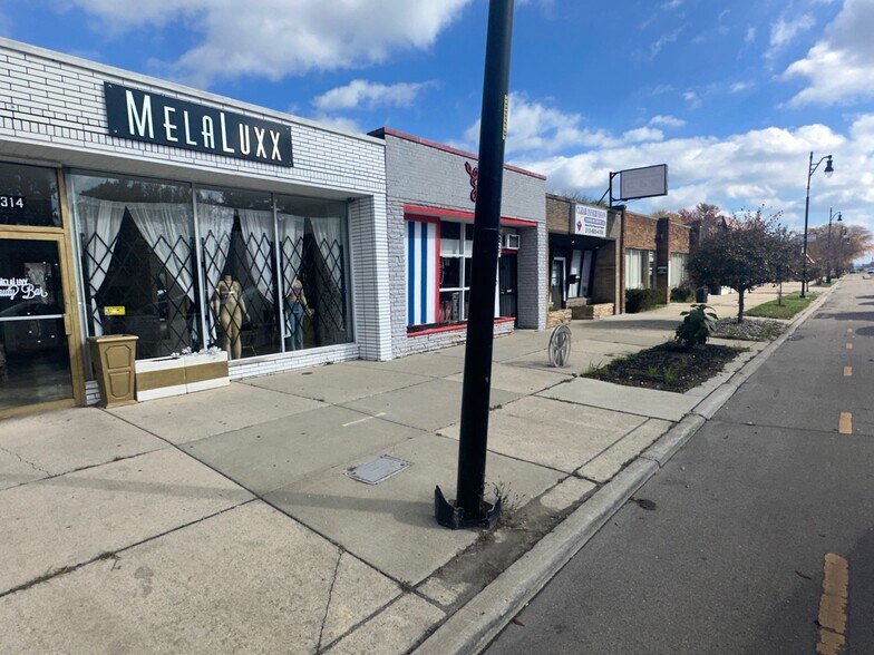 More Photos Of 19314-19316 Grand River Ave, Detroit Storefront For Sale