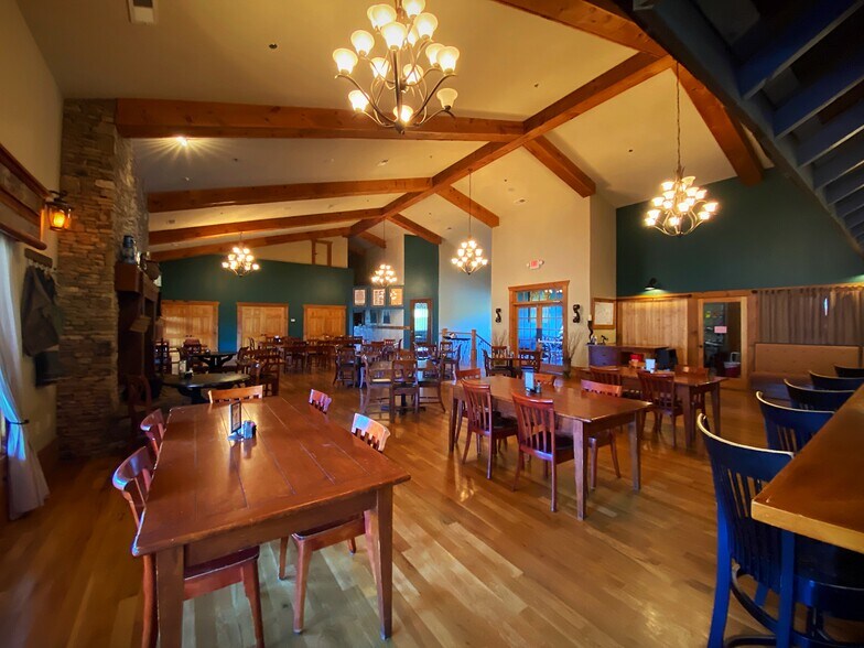 More Photos Of 171 Copperhead Pky, Blairsville Hotel For Sale