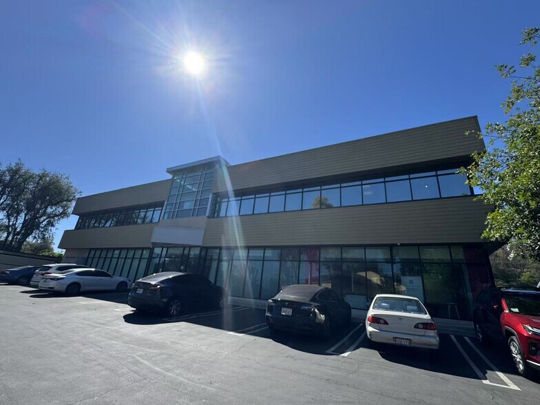More Photos Of 2040 S Brea Canyon Rd, Diamond Bar Office For Lease