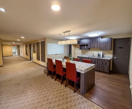 More Photos Of 715 10th St, Alamogordo Office For Sale