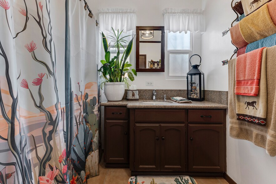 More Photos Of 10914 S Osage Ave, Inglewood Multifamily For Sale