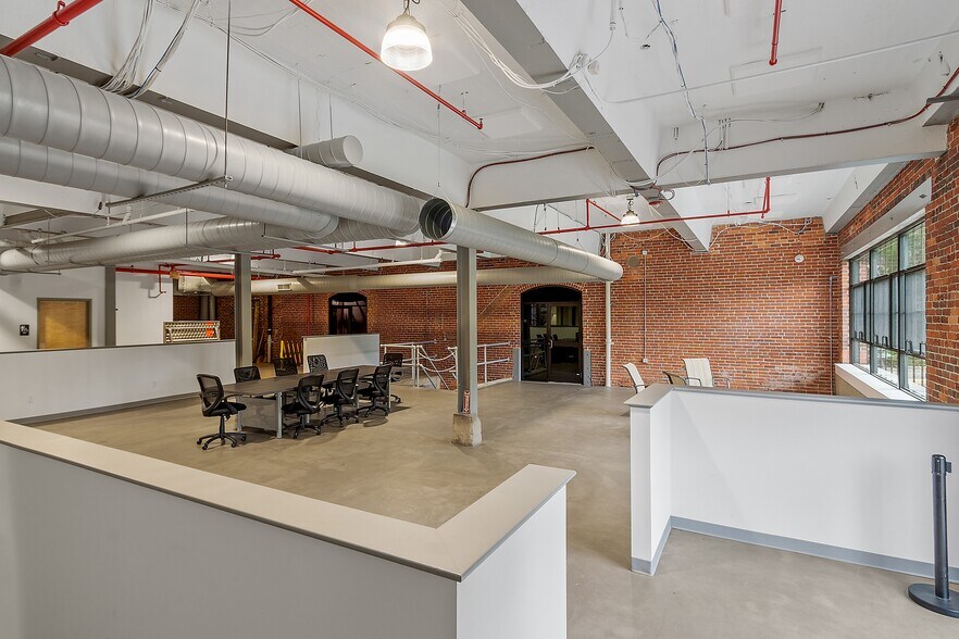 More Photos Of 44 Old Princeton Rd, Fitchburg Industrial For Sale