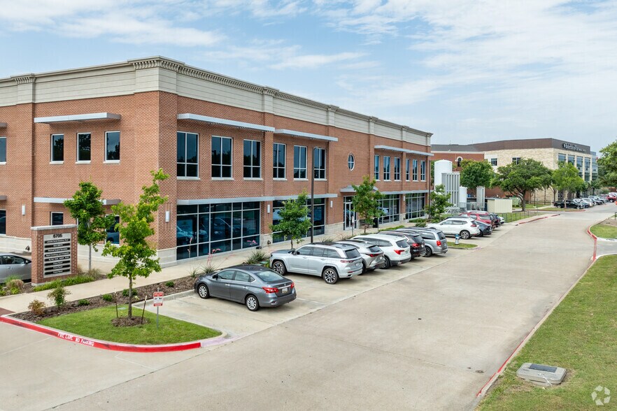 More Photos Of 6705 Heritage Pkwy, Rockwall Medical For Lease