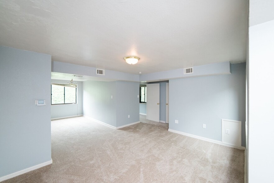 More Photos Of 25 S Starr Ave, Pittsburgh Apartments For Sale