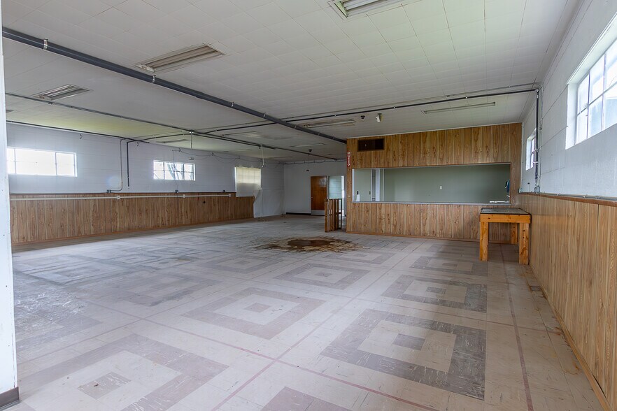 More Photos Of 340 S Eckroat St, Oklahoma City Unknown For Lease
