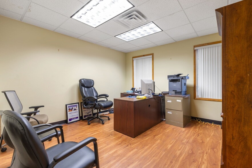 More Photos Of 2622 South Ave, Wappingers Falls Office For Sale
