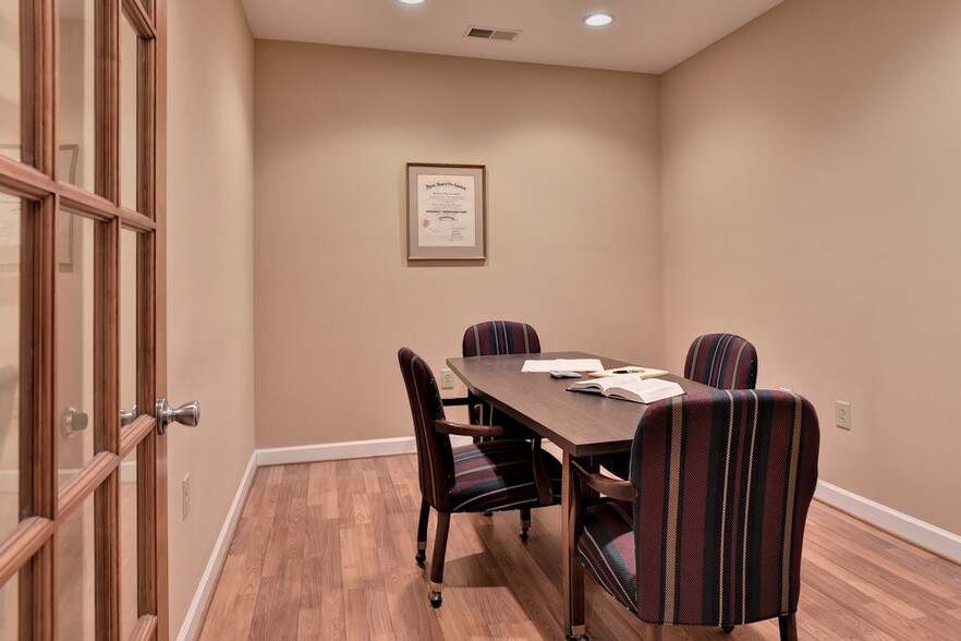 More Photos Of 12610 Patrick Henry Dr, Newport News Office For Sale