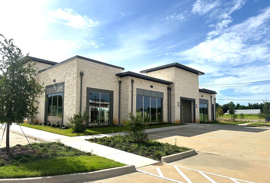 More Photos Of 2550 E State Highway 114, Southlake Medical For Sale