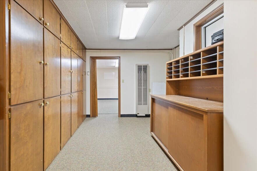 More Photos Of 127 Pearl St, Council Bluffs Office For Lease