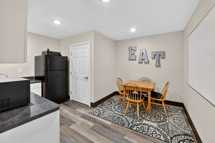 More Photos Of 229 Leatherman Rd, Wadsworth Medical For Sale