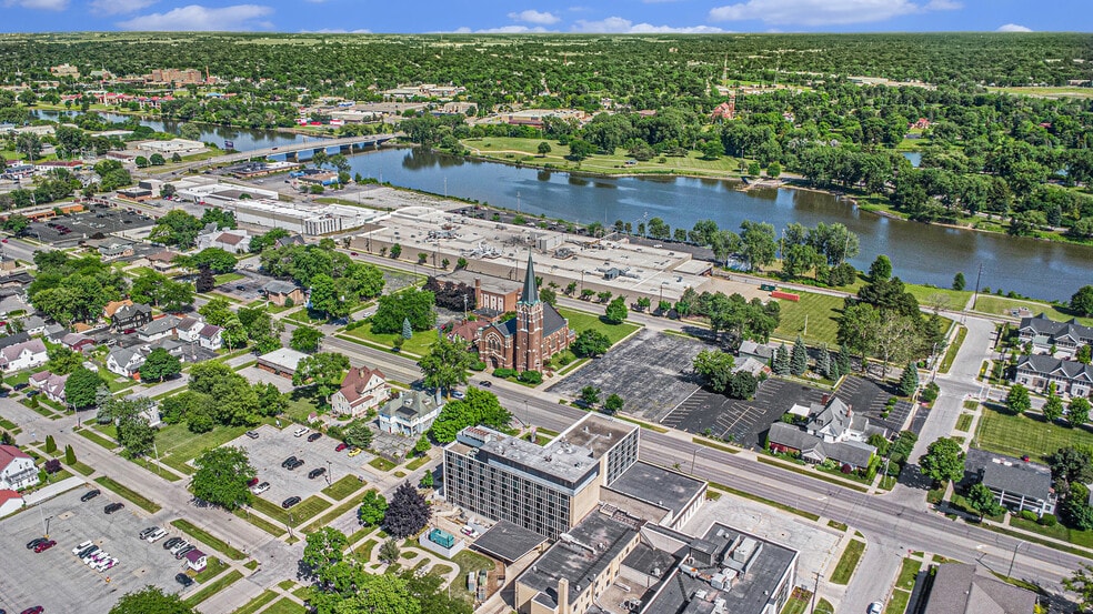 More Photos Of 612 N Michigan Ave, Saginaw Religious Facility For Sale