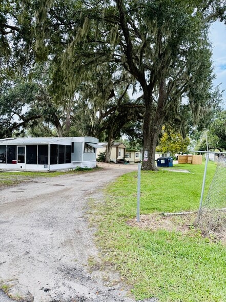 More Photos Of 6416 Black Dairy Rd, Seffner Manufactured Housing Mobile Home Park For Sale