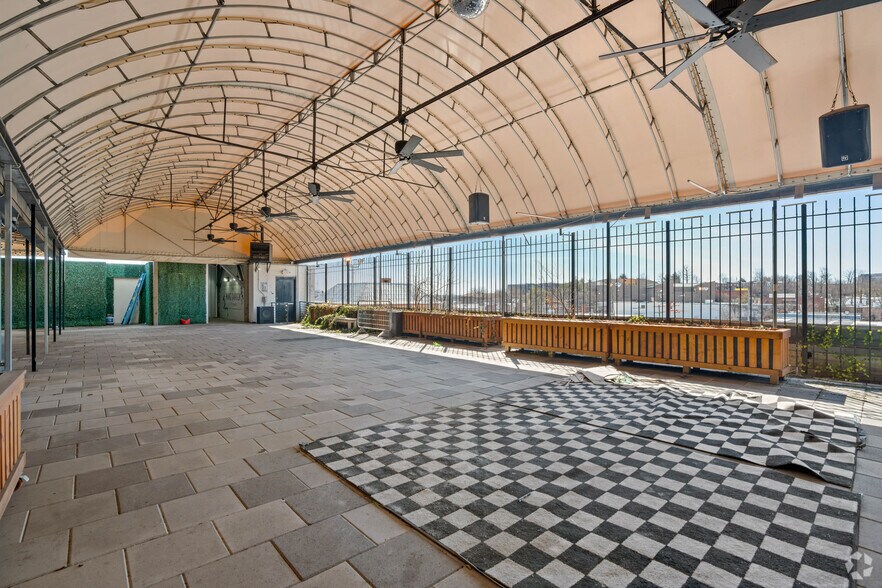 More Photos Of 1350 Okie St NE, Washington Restaurant For Sale