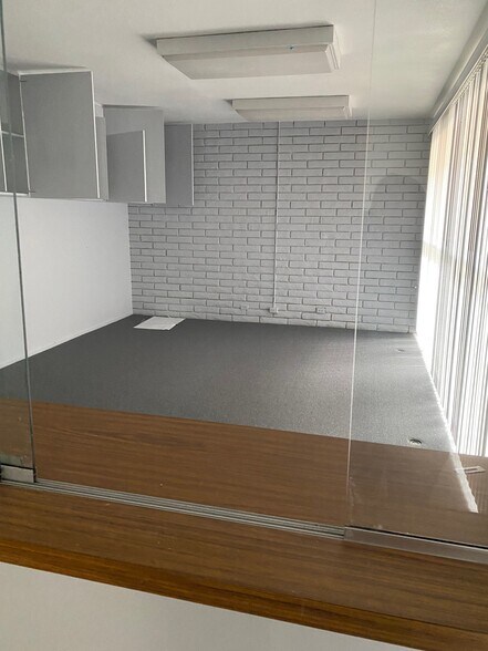 More Photos Of 45902 Oasis St, Indio Medical For Lease