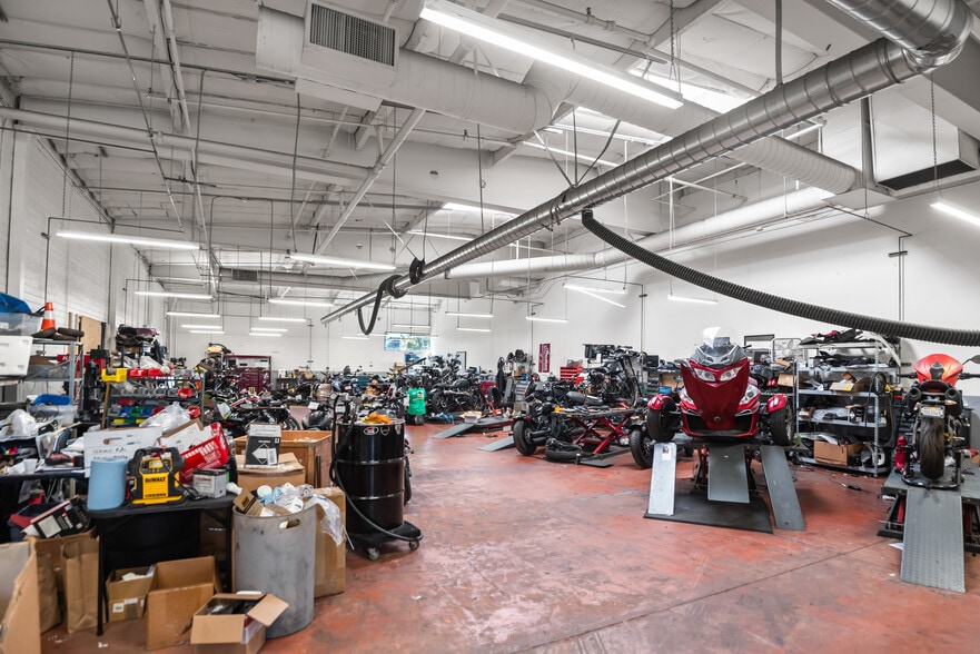 More Photos Of 456-460 Meridian Ave, San Jose Auto Dealership For Sale